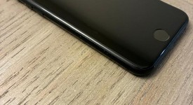 Fair
													Apple iPhone SE 2nd Gen 2020 - Unlocked, Black, 64 GB, A2275, photo 3 of 7