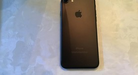 Good
													Apple iPhone 7 - TracFone, Black, 32 GB, A1660, photo 5 of 6