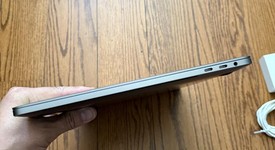 Good
													MacBook Pro 2017 (With Touch Bar) - 15" - I7, Gray, 512 GB, 16 GB, photo 3 of 12