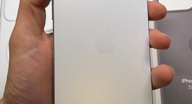 Mint
													Apple iPhone 16 Pro Max - Unlocked, White, 256 GB, A3084, photo 4 of 17