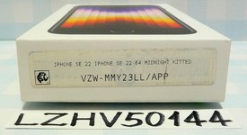 New
													Apple iPhone SE 3rd Gen 2022 - Verizon, Midnight, 64 GB, A2595, photo 4 of 5