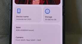 Good
													Motorola Razr (2025) - Unlocked, Blue, 256 GB, 8 GB, photo 5 of 11