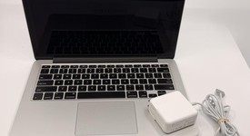 Good
													MacBook Pro 2015 (Retina) - 13" - Silver, 1 TB, 16 GB, photo 4 of 8