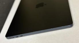 Fair
													MacBook Air 2022 - 13" - Apple M2, Midnight, 512 GB, 8 GB, photo 5 of 11