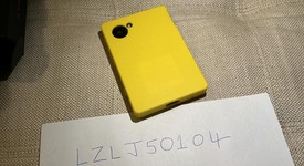 Mint
													Light Phone 3 - Unlocked, Black, 128 GB, 6 GB, photo 4 of 5