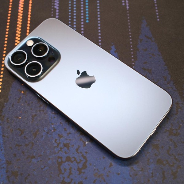 Apple iPhone 15 Pro - Unlocked, 256 GB, Blue, A2848