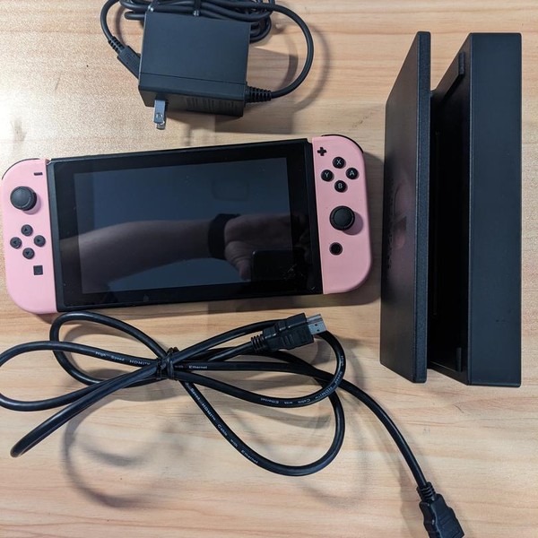 Nintendo Switch - 32 GB, Pink & Green
