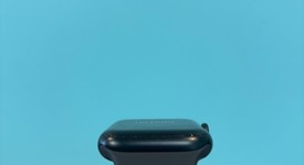 Good
													Apple Watch SE 2nd Gen 44mm - Unlocked, Midnight, A2727 - Cellular, Aluminum, photo 5 of 6