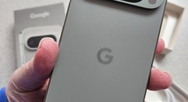 Good
													Google Pixel 9 Pro - Unlocked, Hazel, 512 GB, 16 GB, GR83Y, photo 3 of 7