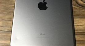 Good
													Apple iPad 5th Gen - Wi-Fi, Gray, 128 GB, A1822, photo 3 of 7