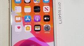 Good
													Apple iPhone 8 - Verizon, Gold, 64 GB, A1863, photo 5 of 5
