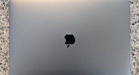 Mint
													MacBook Pro 2017 (With Touch Bar) - 15" - I7, Gray, 512 GB, 16 GB, photo 3 of 16