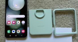 Mint
													Samsung Galaxy Z Flip5 - Verizon, Green, 512 GB, 8 GB, SM-F731U, photo 1 of 15