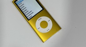 Mint
													Apple iPod Nano 4th Gen - Yellow, 16 GB, photo 3 of 5
