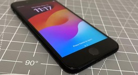 Good
													Apple iPhone SE 2nd Gen 2020 - Unlocked, Black, 64 GB, A2275, photo 4 of 7