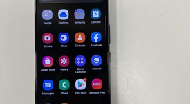 Mint
													Samsung Galaxy S22 - Unlocked, Black, 128 GB, 8 GB, SM-S901U1, photo 1 of 7