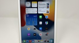 Mint
													Apple iPad Air 2 - Unlocked, Gold, 32 GB, photo 1 of 6