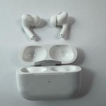 Used Apple AirPods Pro 2 - USB-C