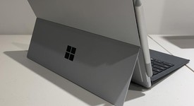 Good
													Microsoft Surface Pro 5 (2017) - Wi-Fi, Silver, 256 GB, 8 GB, photo 4 of 5