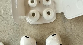 Used
													Apple AirPods Pro 2nd Gen - Lightning, photo 4 of 5