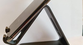 Good
													Apple iPhone Xs - Unlocked, Gray, 64 GB, A1920, photo 5 of 6