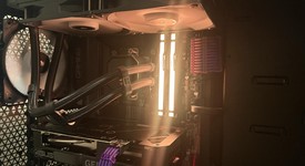 Mint
													Custom Gaming PC, photo 3 of 10