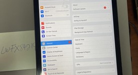 Fair
													Apple iPad 5th Gen - Wi-Fi, Gray, 32 GB, A1822, photo 1 of 3