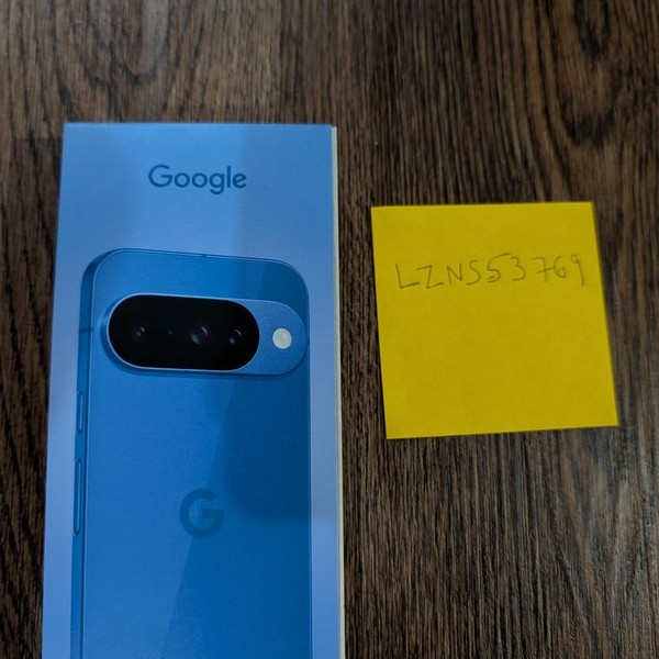 Google Pixel 10 - Unlocked, 128 GB, Indigo, GLBW0