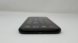Good
													Apple iPhone Xr - Unlocked, Black, 64 GB, A1984, photo 3 of 6