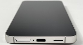 Mint
													Samsung Galaxy S24 - Unlocked, Gray, 128 GB, 8 GB, SM-S921U1, photo 4 of 8