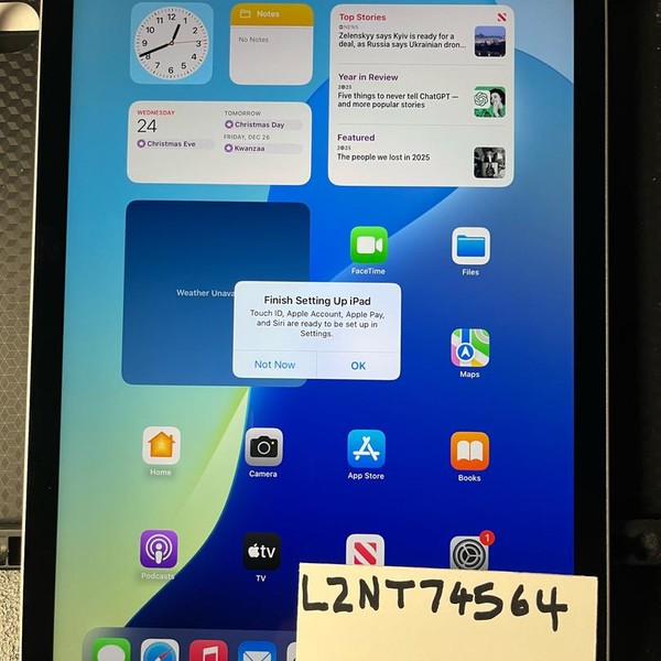 Apple iPad Air 5th Gen - Wi-Fi, 64 GB, Gray, A2588