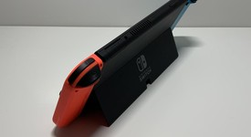 Good
													Nintendo Switch - OLED - Red & Blue, 64 GB, photo 2 of 5