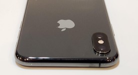 Good
													Apple iPhone Xs - Unlocked, Gray, 64 GB, A1920, photo 3 of 6
