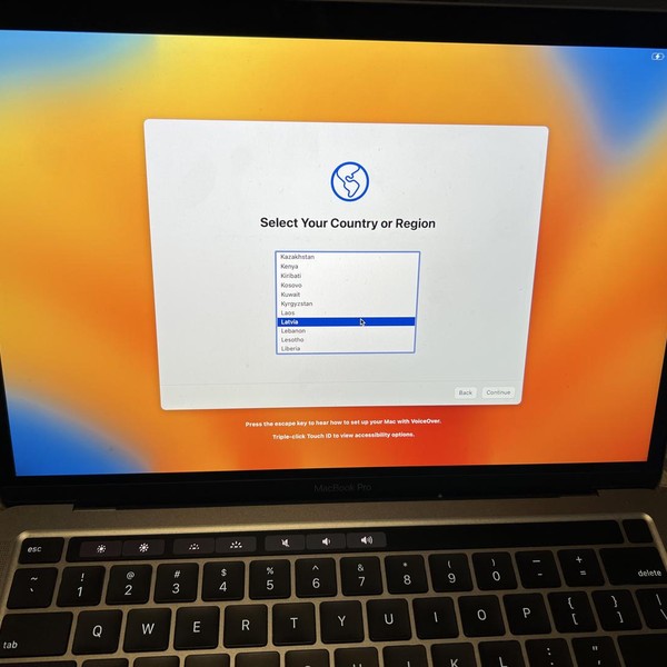 MacBook Pro 2020 - 13 inch - 256 GB, Silver, 8 GB, Apple M1