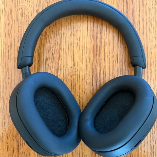 Sony WH-1000XM5 - Black