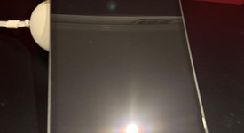 Good
													Apple iPad 7th Gen - Unlocked, Gray, 32 GB, A2200, photo 2 of 7