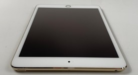 Good
													Apple iPad Mini 3 - Unlocked, Gold, 64 GB, A1600, photo 5 of 7