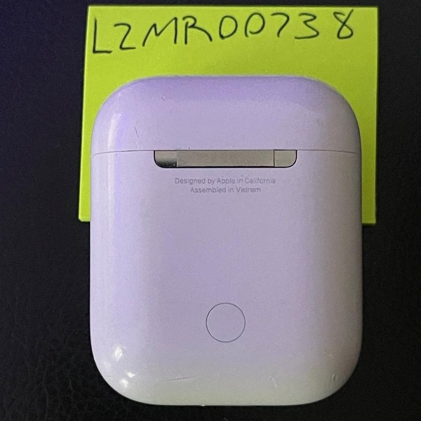 Apple AirPods 2nd Gen - Lightning Case