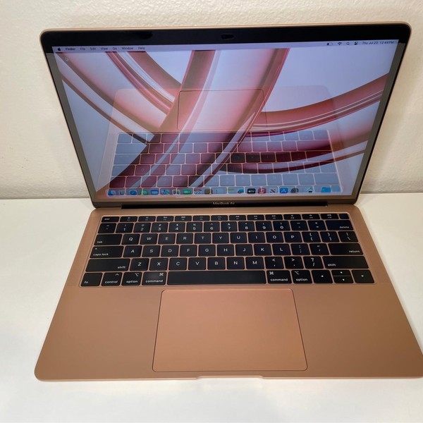 MacBook Air 2018 - 13 inch - 256 GB, Gold, 8 GB, Intel Core i5