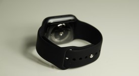 Good
													Apple Watch Series 4 40mm - Gray, A1977 - GPS, Aluminum, photo 5 of 7