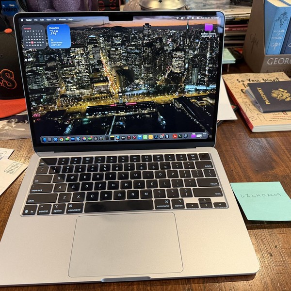 MacBook Air 2025 (M4) - 13 inch - 256 GB, Sky Blue, 16 GB, Apple M4