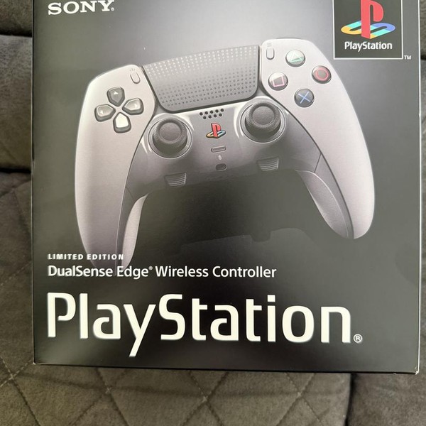 DualSense Edge Wireless Controller - Gray, 30th Anniversary Edition