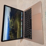 Fair MacBook Air 2019 - 13 inch - 256 GB, Gold, 8 GB, Intel Core i5
