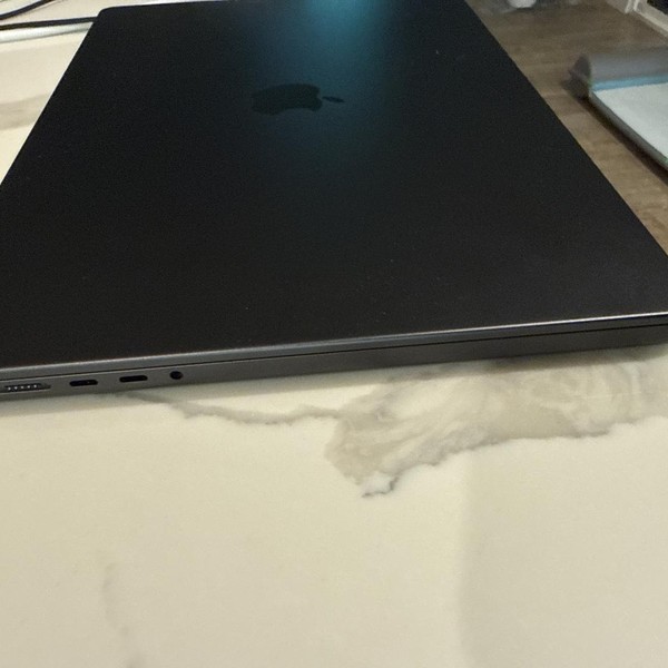 MacBook Pro 2024 - 16 inch - 512 GB, Space Black, 24 GB, Apple M4 Pro 14-core