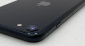 Good
													Apple iPhone SE 3rd Gen 2022 - Unlocked, Midnight, 64 GB, A2595, photo 4 of 7