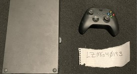 Good
													Xbox Series X (2020) - Black, 1 TB, standard, photo 2 of 5