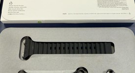 Good
													Apple Watch Ultra 2 49mm - AT&T, Black, A2986, photo 3 of 4