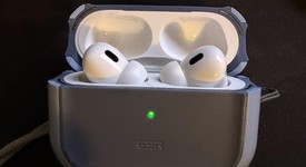 Used
													Apple AirPods Pro 2 - USB-C, photo 2 of 2