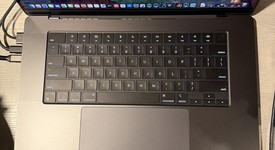 Mint
													MacBook Pro Late 2023 (M3) - 16" - Apple M3 Max 14-core, Black, 1 TB, 36 GB, 30-core GPU, photo 5 of 14