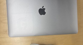 Good
													MacBook Air 2020 - 13" - Apple M1, Gray, 512 GB, 8 GB, photo 2 of 5